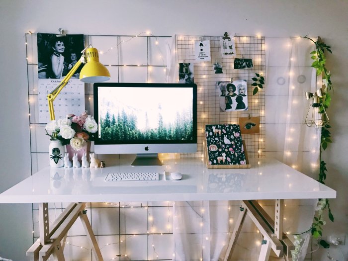 How to decorate your office at home