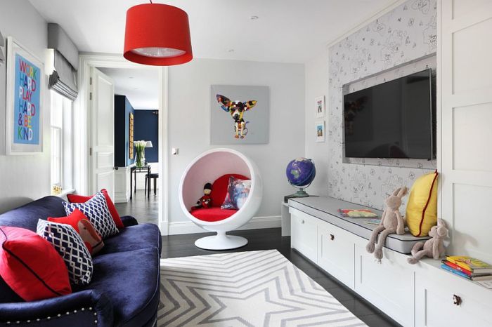 How to decorate a playroom/guest room