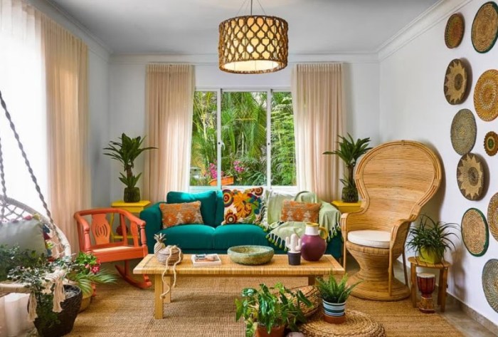 What is caribbean style decor