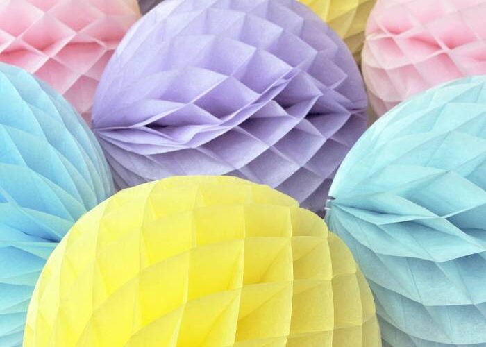 How to make a tissue ball decoration