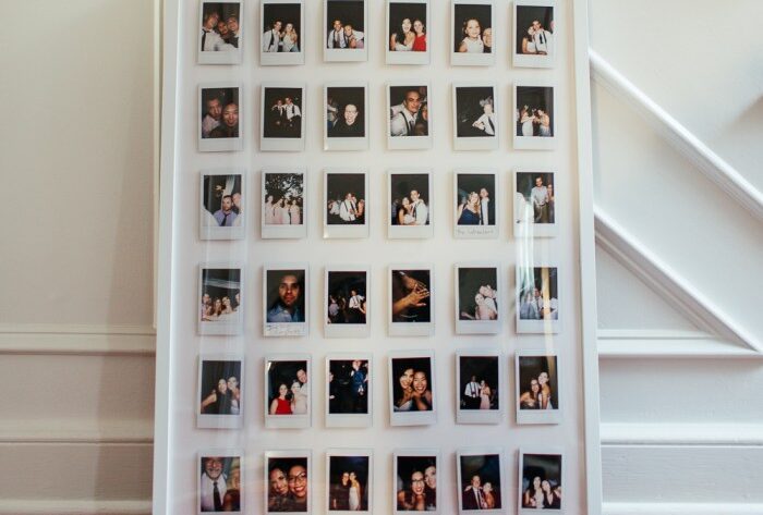 How to decorate room with polaroids